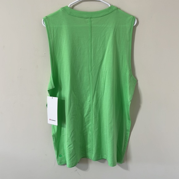 NWT Lululemon All Yours Tank Top Scream Green Light Size 12 - Picture 8 of 9